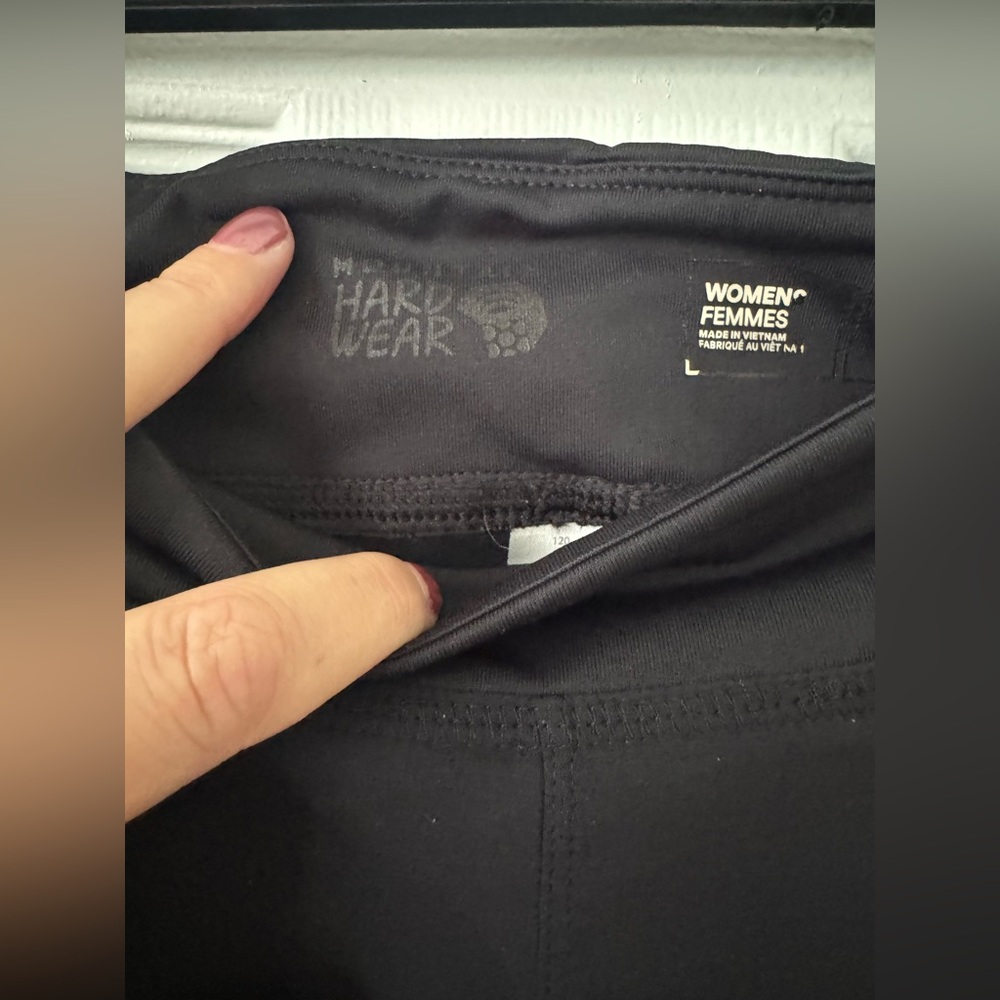 Mountain Hardwear Women's Classic Black shorts